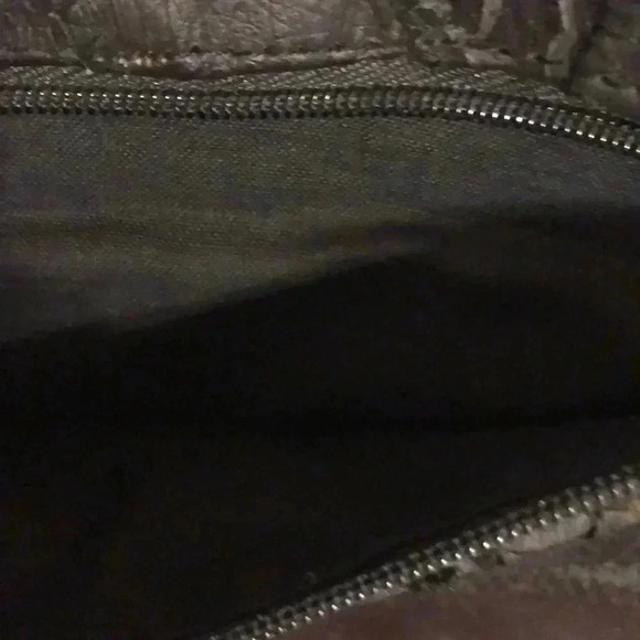 Trebbianno leather shoulder bag - Picture 7 of 10